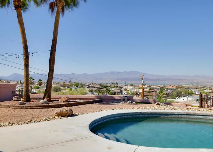 Holiday home Infinity Pool & Lake Views: Havasu Group Escape *